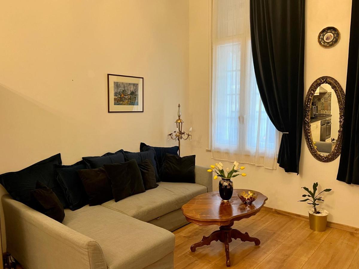 Athens Kolonaki Luxury Home Bagian luar foto